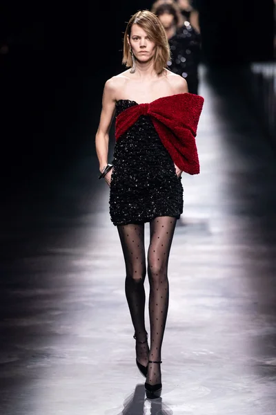 Look 23